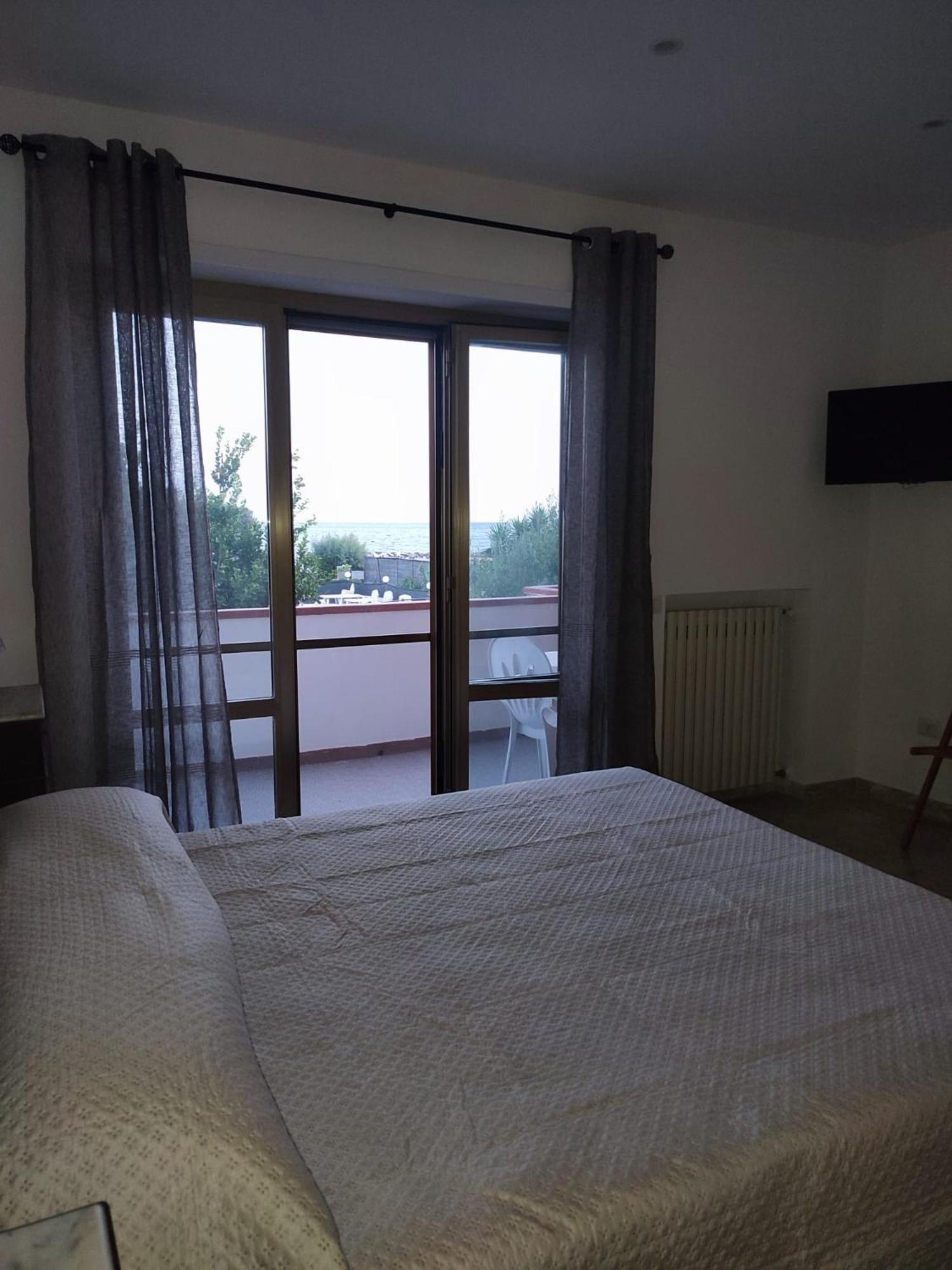 Profumo Di Mare Hotel Formia Exterior photo