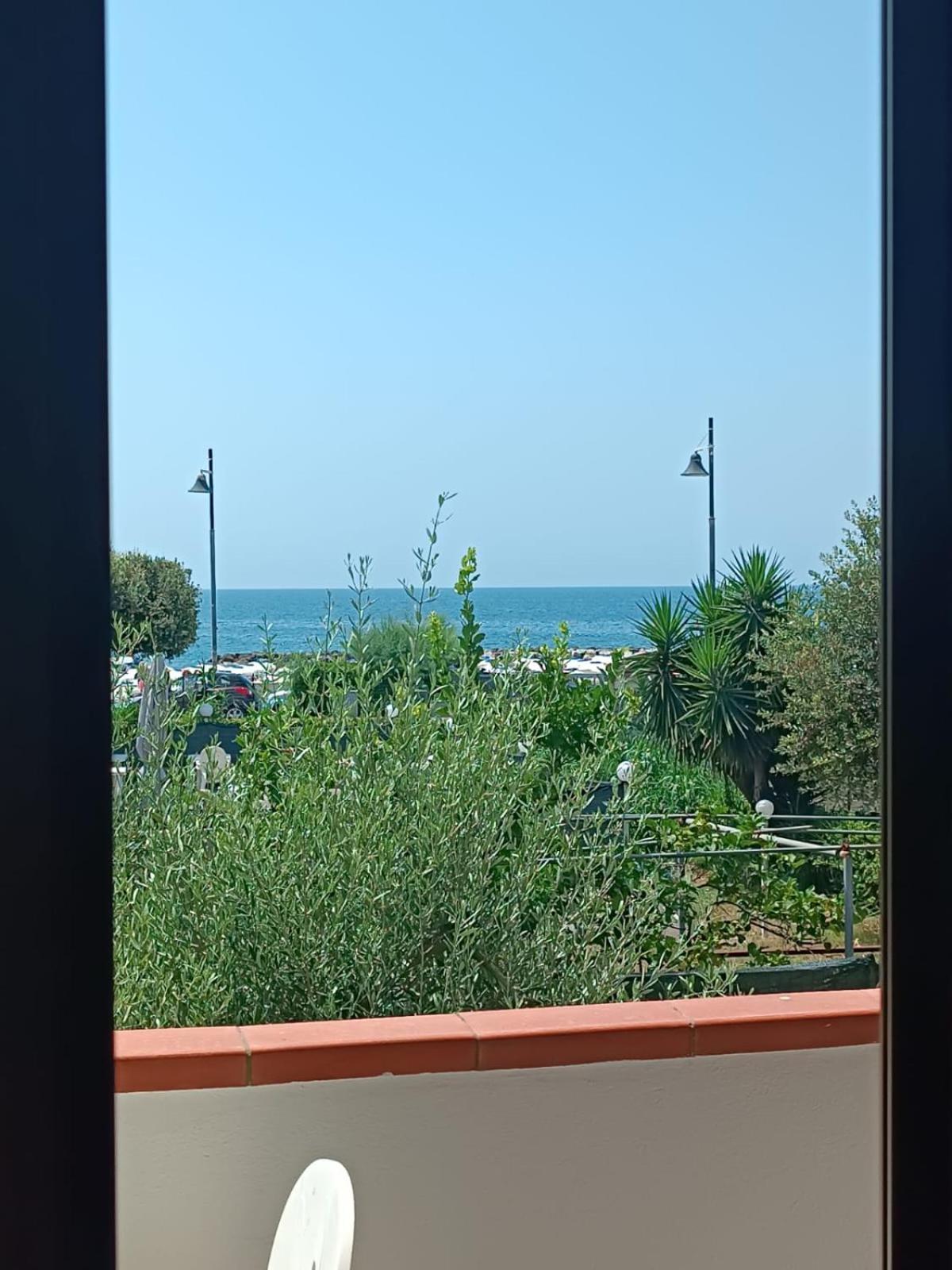 Profumo Di Mare Hotel Formia Exterior photo
